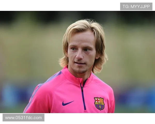 拉基蒂奇称梅西为改变比赛的沉默领袖 展现无声领导力