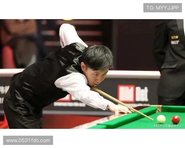 斯诺克国际锦标赛吴宜泽强势力克赵心童成功闯入最终决赛舞台之巅